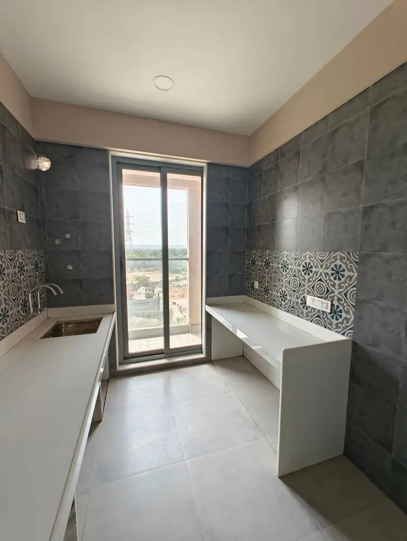 Large format tiles seamless bathroom - tiling GC Tile & Stone